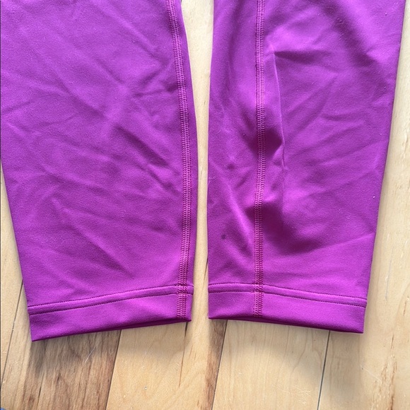 Lululemon InStill High-Rise Tight 25" size 8 magenta leggings - Picture 10 of 12